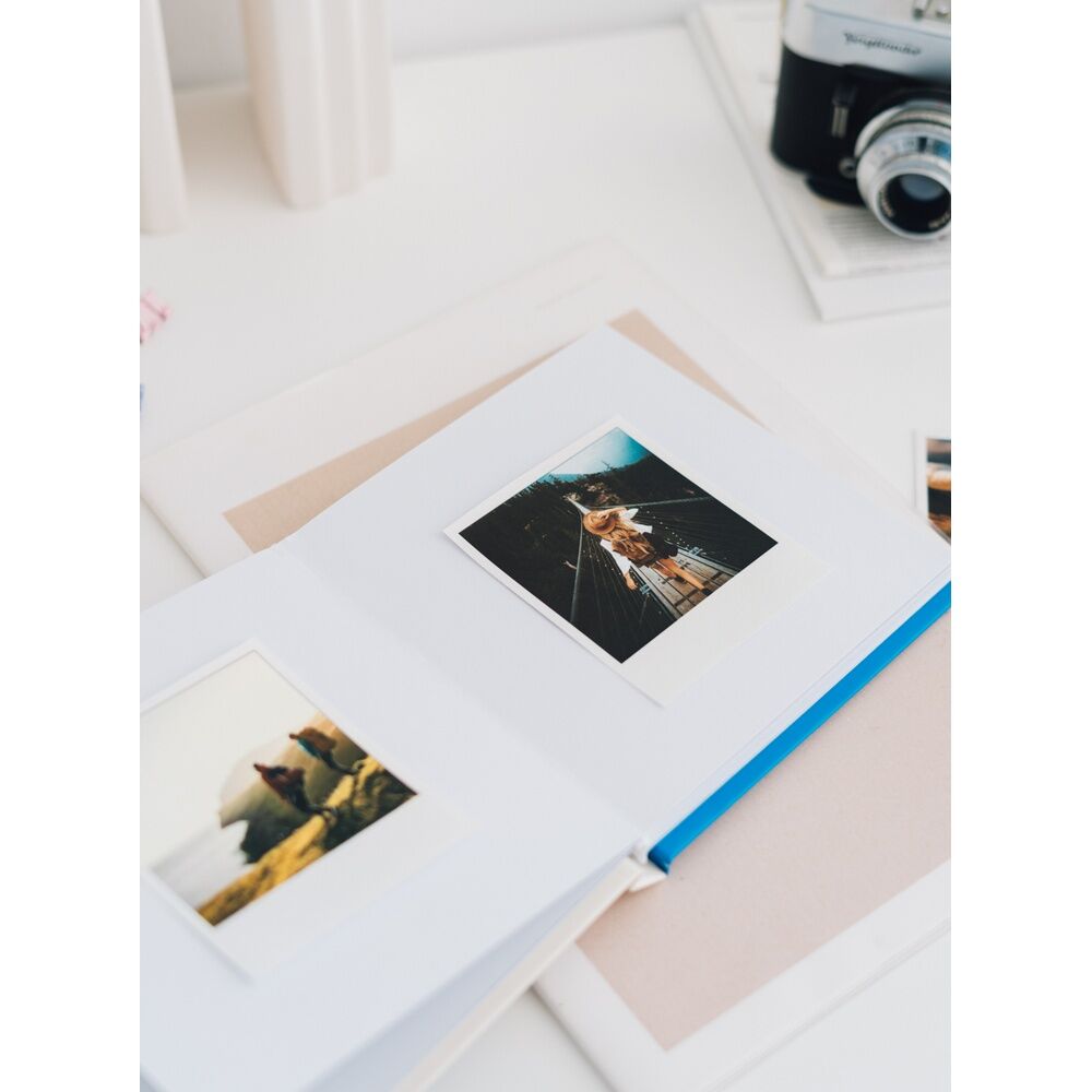 Disney Alice in Wonderland Self-adhesive Photo album Nerdscape