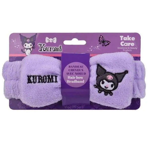 Fascia capelli Kuromi viola in tessuto morbido, confezione Take Care, merchandising Nerdscape.