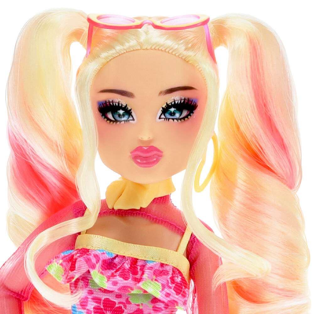 Dress to Impress Fashion Doll Bubble Gum Gal doll Nerdscape