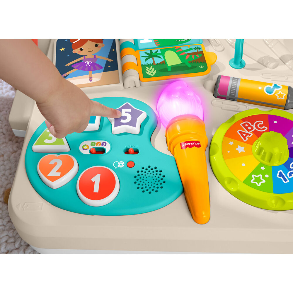 Laugh & Learn 4-in-1 Activity Table