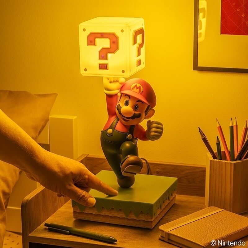 Super Mario Bros Jolly Roger Diorama lamp