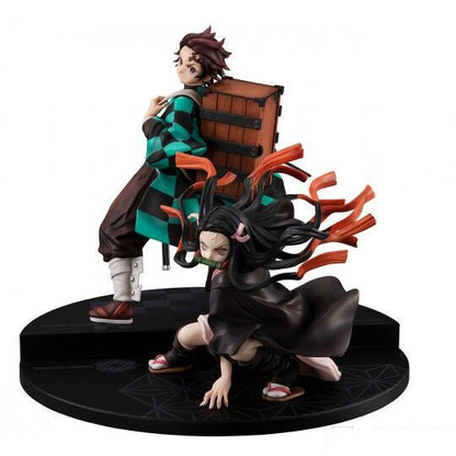Funko Pop! Kamado Tanjiro e Nezuko Demon Slayer Kimetsu no Yaiba Figura da Collezione - Nerdscape Nerdscape
