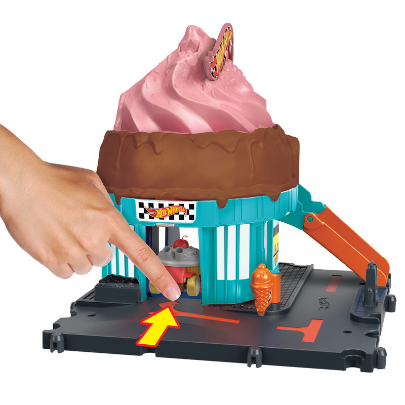 Hot Wheels City Downtown Ice Cream Swirl Nerdscape
