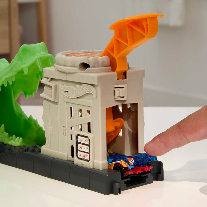 Hot Wheels City Gator Loop Attack Nerdscape