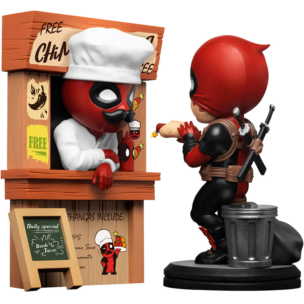 Marvel Deadpool Hero Box assorted surprise figures