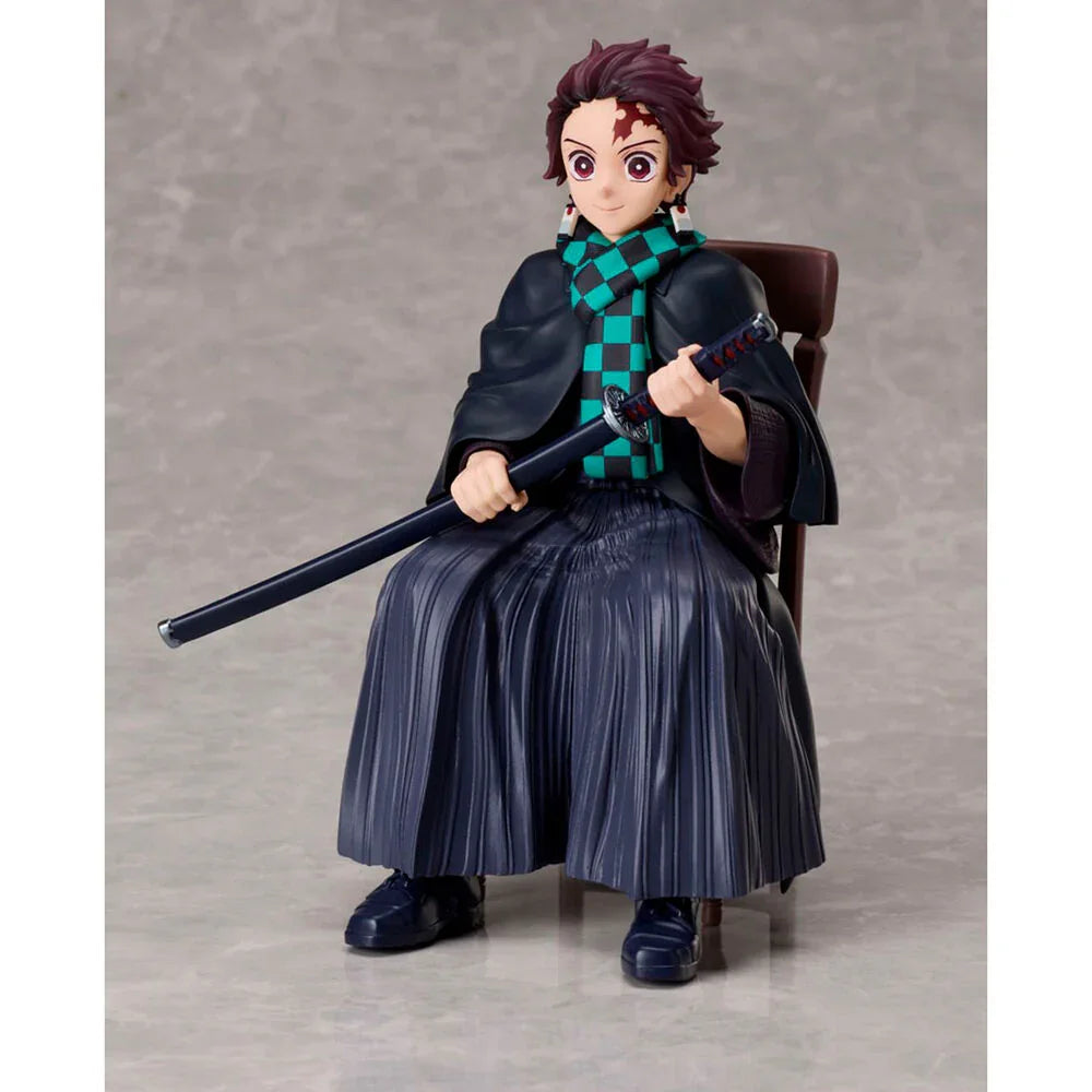 Funko Pop! Tanjiro Kamado Demon Slayer Kimetsu no Yaiba Figura da Collezione 15cm - Nerdscape Nerdscape