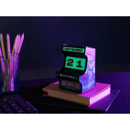 Gameration Arcade Calendario Perpetuo 3D in Resina Dipinta - Figura da Collezione Nerdscape Nerdscape