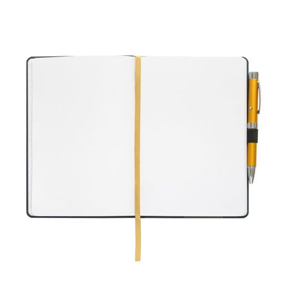 Real Madrid Notebook A5 Premium con Penna Proiettore Stemma - Hard Cover, Elastico, 96 Fogli Puntinati - Nerdscape Nerdscape