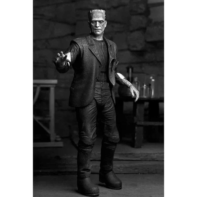 Universal Monsters The Bride of Frankenstein Ultimate Bride of Frankenstein B&W Version Figura da Collezione 18cm - Nerdscape Nerdscape