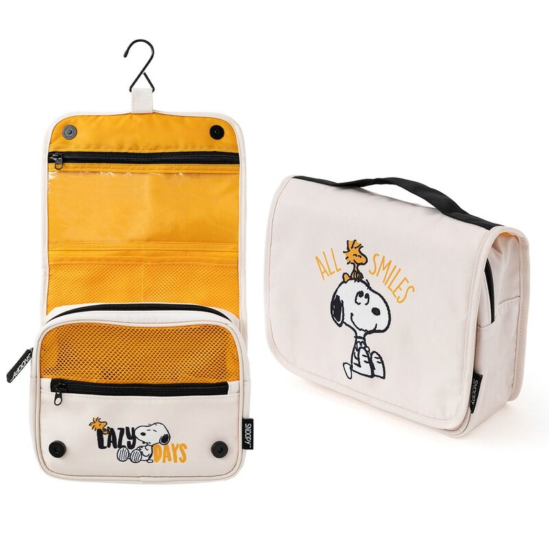 Snoopy vanity case Nerdscape