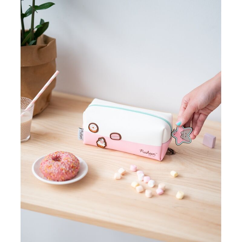 Pusheen Make-up bag Nerdscape