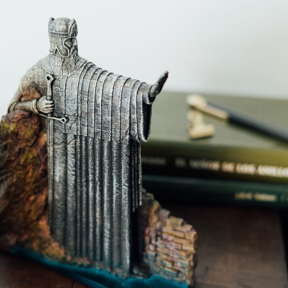 The Lord of the Rings Argonath bookends Nerdscape
