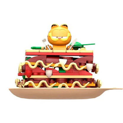 Garfield Lasagna Construction Kit 205pcs Nerdscape