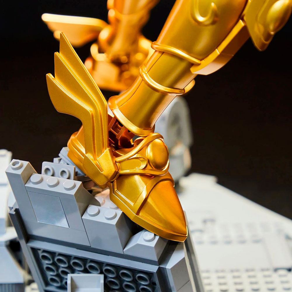 Saint Seiya Sagittarious the Gold Archer Construction Kit 776pcs Nerdscape