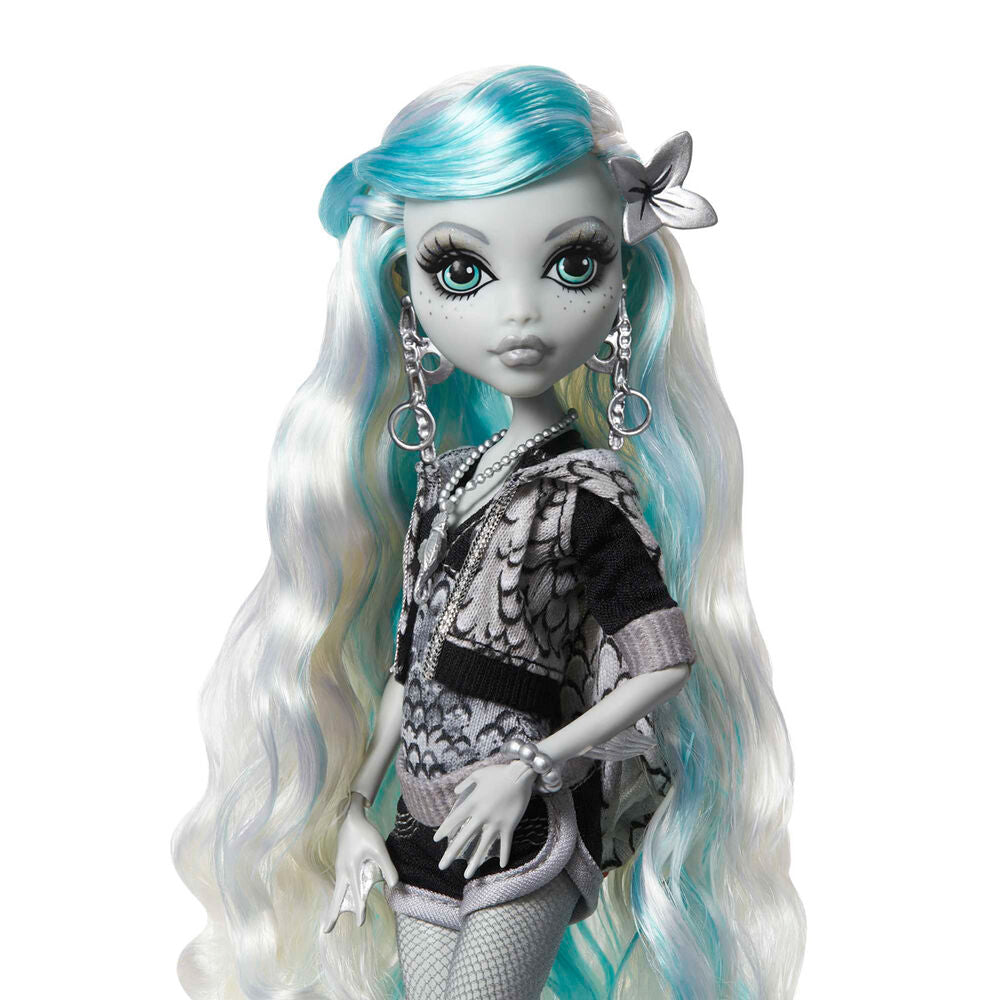 Monster High Reel Drama Lagoona Blue doll Nerdscape