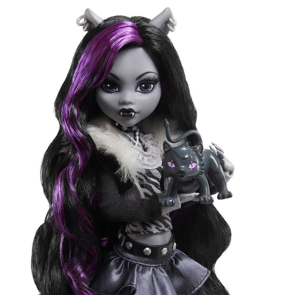 Monster High Reel Drama Clawdeen Wolf doll Nerdscape
