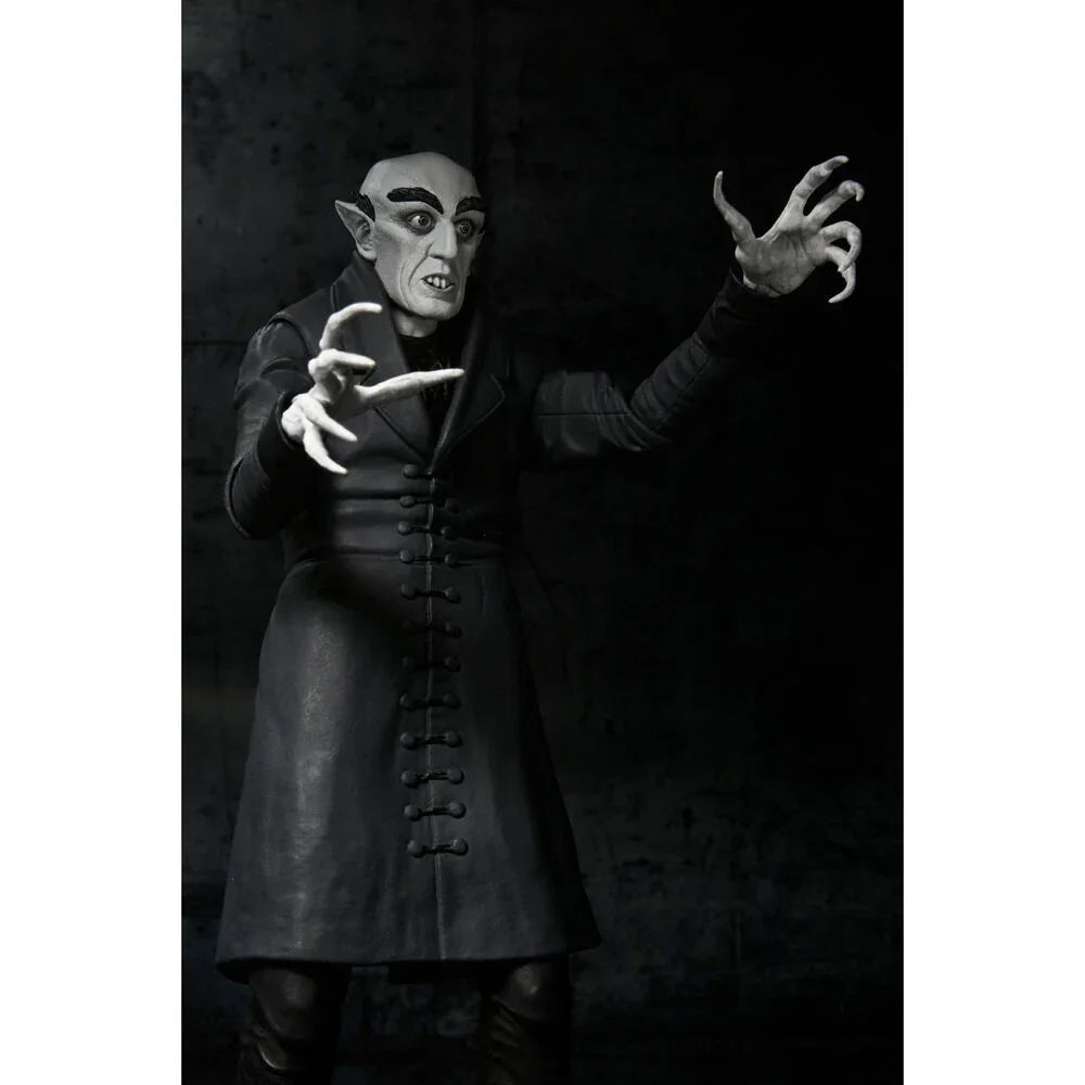 Nosferatu Count Orlok Black & White Ultimate Figura da Collezione 18cm - Nerdscape Nerdscape