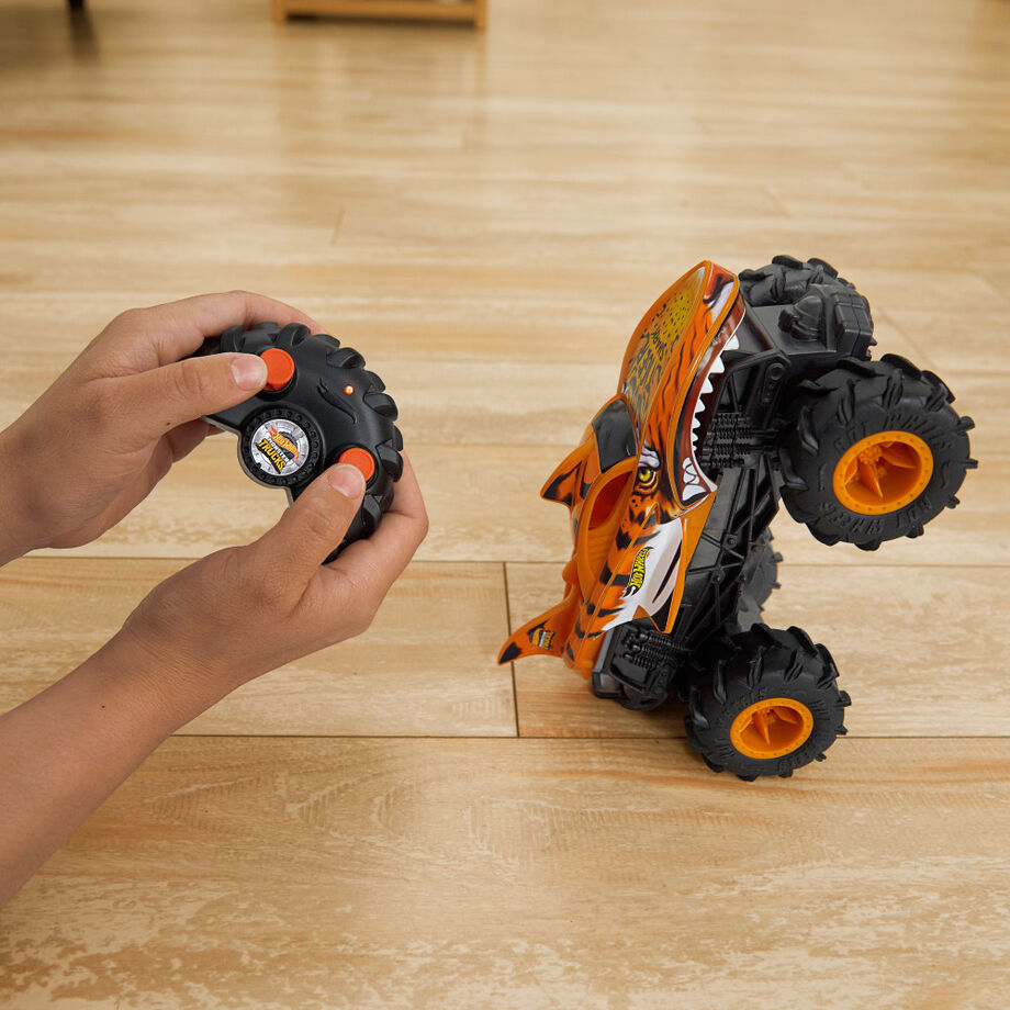 Hot Wheels Monster Trucks Tiger Shark radio control car Nerdscape