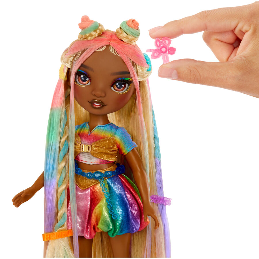 Rainbow High Hair Chalk & Style Meline doll Nerdscape
