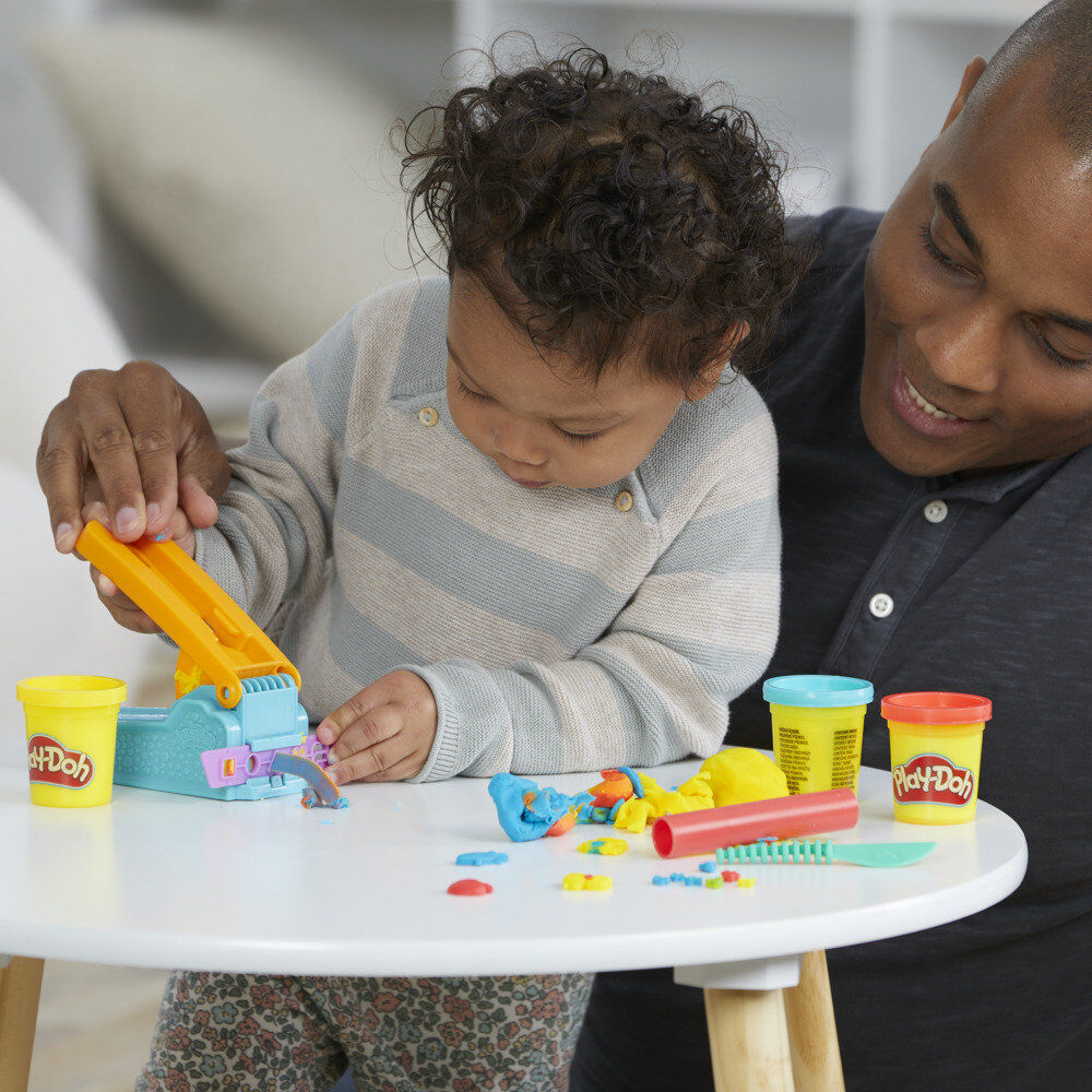 Play-Doh Fun Factory Figura da Collezione - Nerdscape Nerdscape
