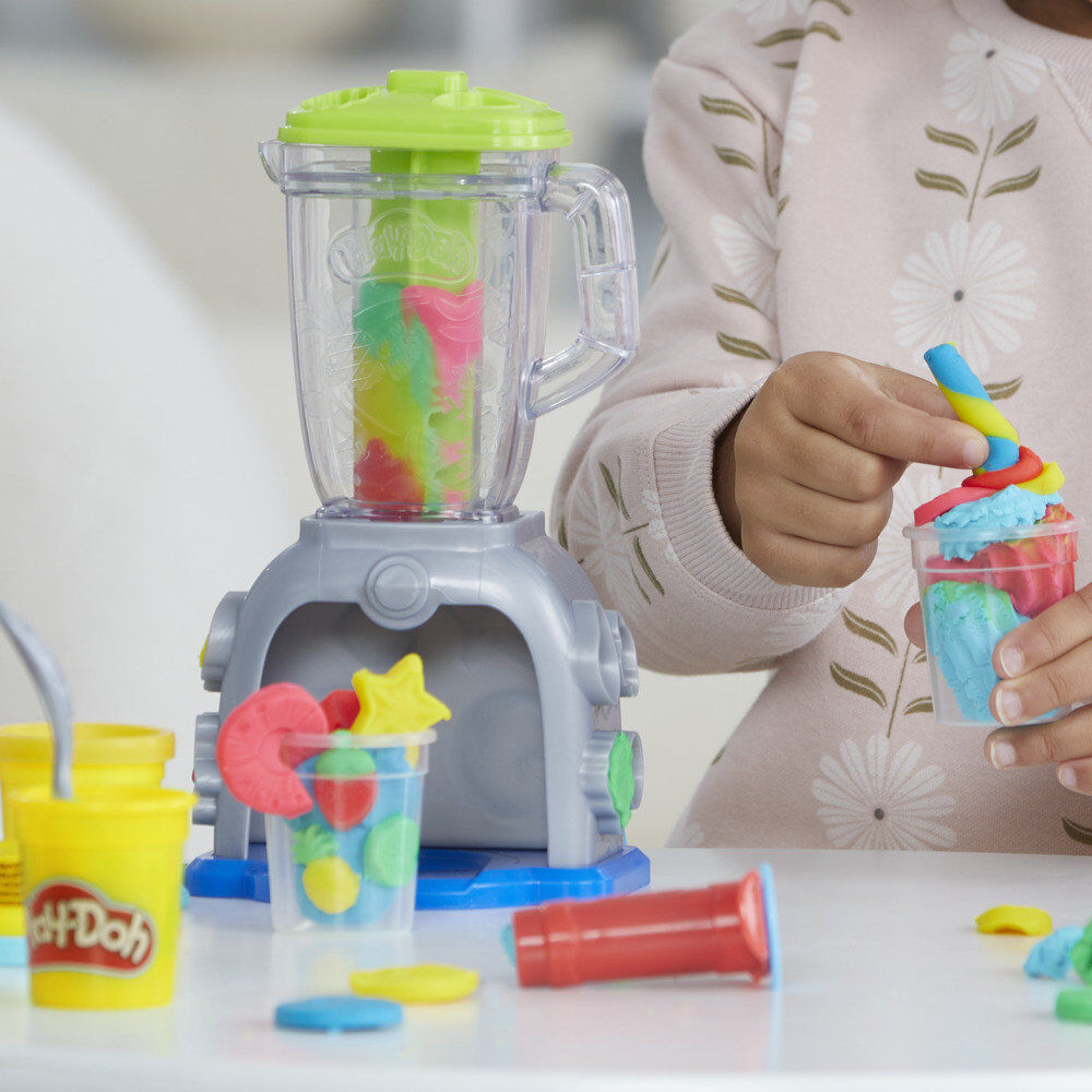 Play-Doh Colourful smoothie blender Nerdscape