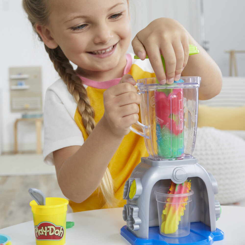Play-Doh Colourful smoothie blender Nerdscape