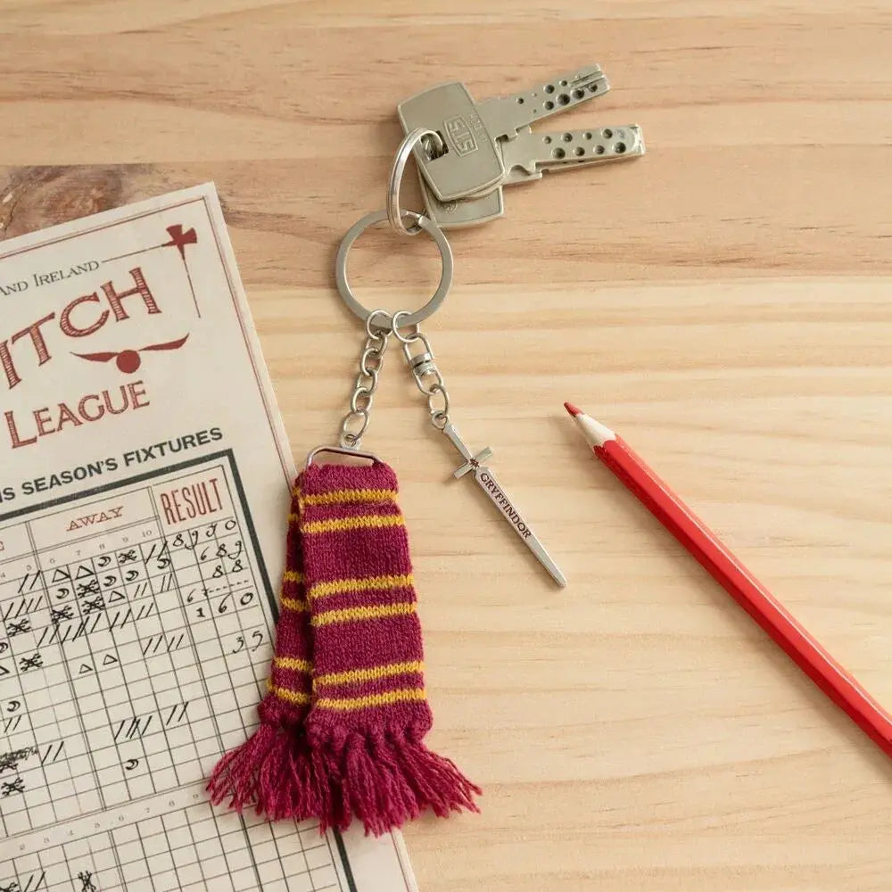 Harry Potter Griffindor scarf keychain Nerdscape