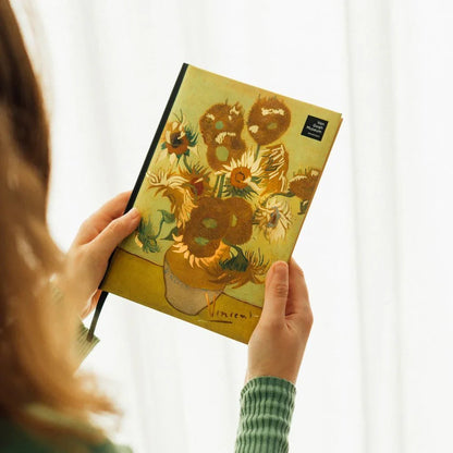 Van Gogh Museum A5 premium notebook + pen set Nerdscape
