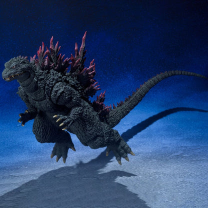 S.H Monster Arts Godzilla 2000 vs Megaguirus - Figura da Collezione - Nerdscape Nerdscape