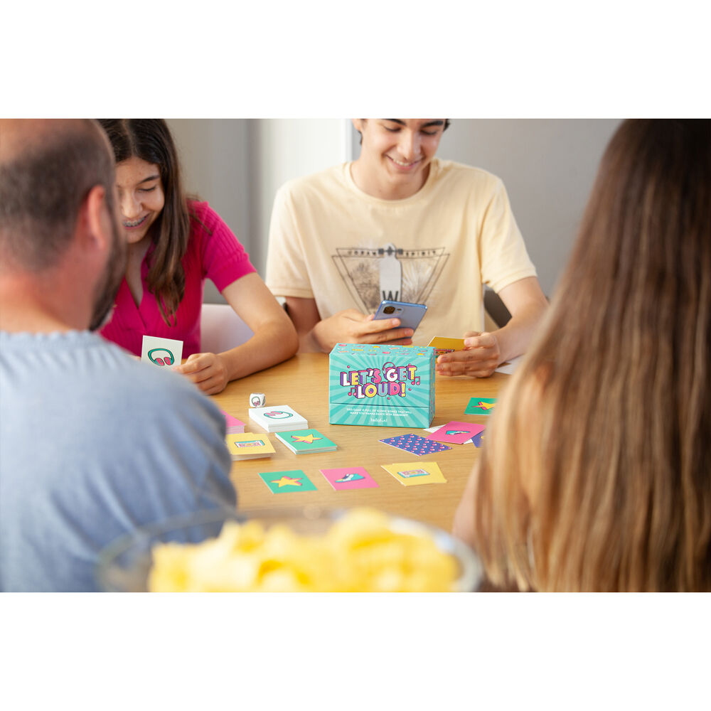 Let's Get Loud, jeu en anglais