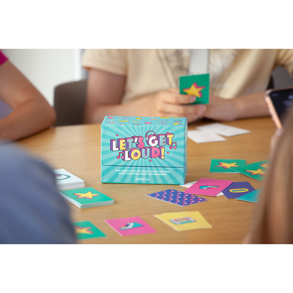 Let's Get Loud, jeu en anglais