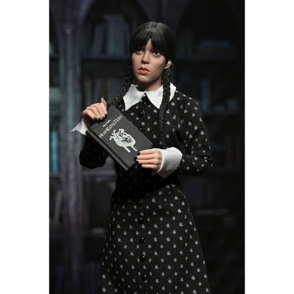 Funko Pop! Wednesday Addams Action Figure 20cm - Figura da Collezione - Nerdscape Nerdscape