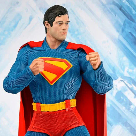 DC Comics Superman David Corenswet 2025 45cm Figura da Collezione - Nerdscape Nerdscape