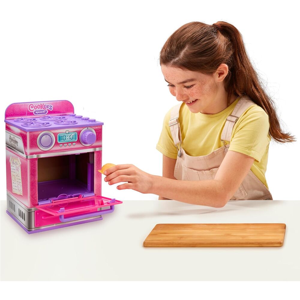 Cookeez Makery Magic Oven Interactive plush toy Nerdscape