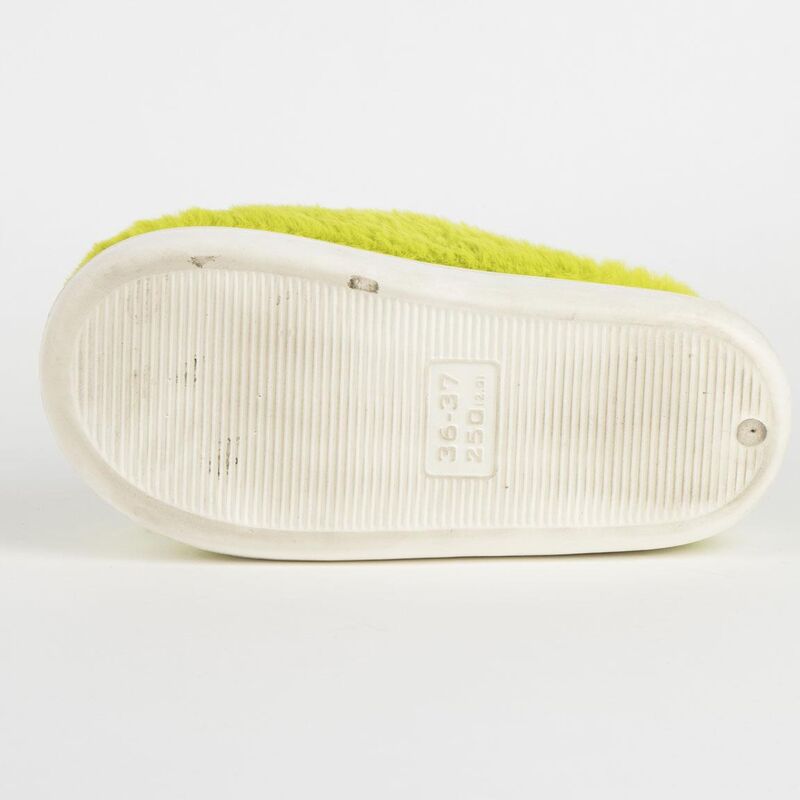 The Grinch adult slippers Nerdscape