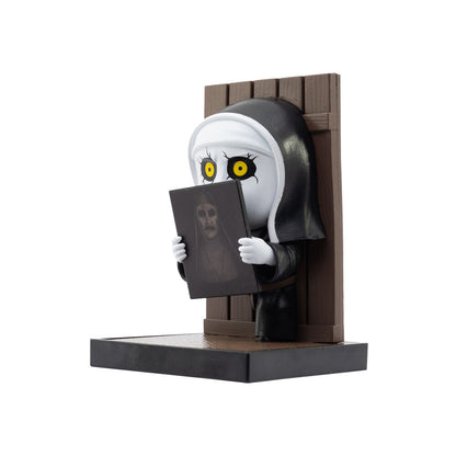 Horror assorted surprise figures