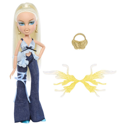 Bratz Pixiez Cloe doll Nerdscape