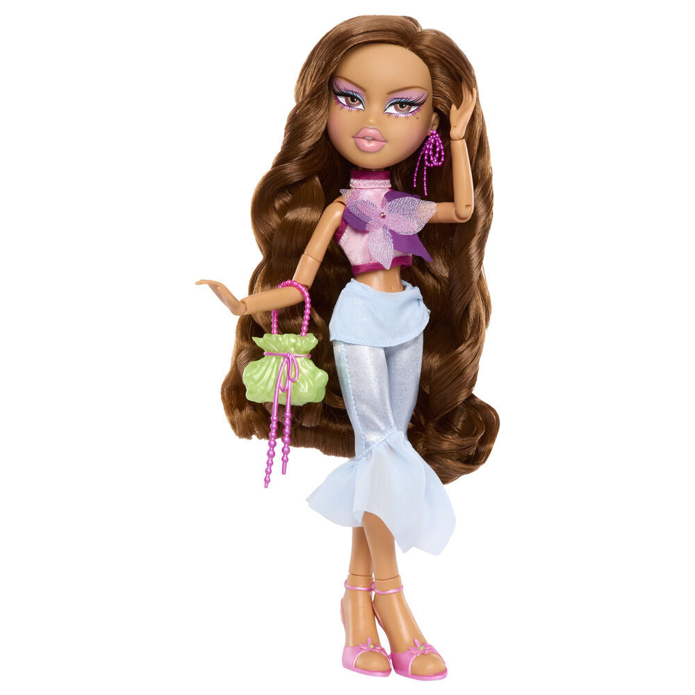 Bratz Pixiez Yasmin doll Nerdscape