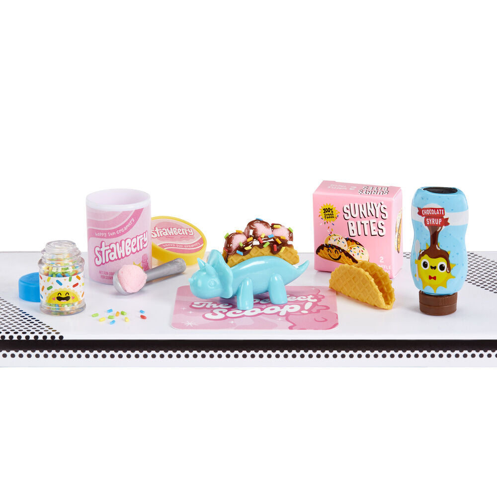 Miniverse Make It Mini Diner series 4 assorted surprise capsule Nerdscape