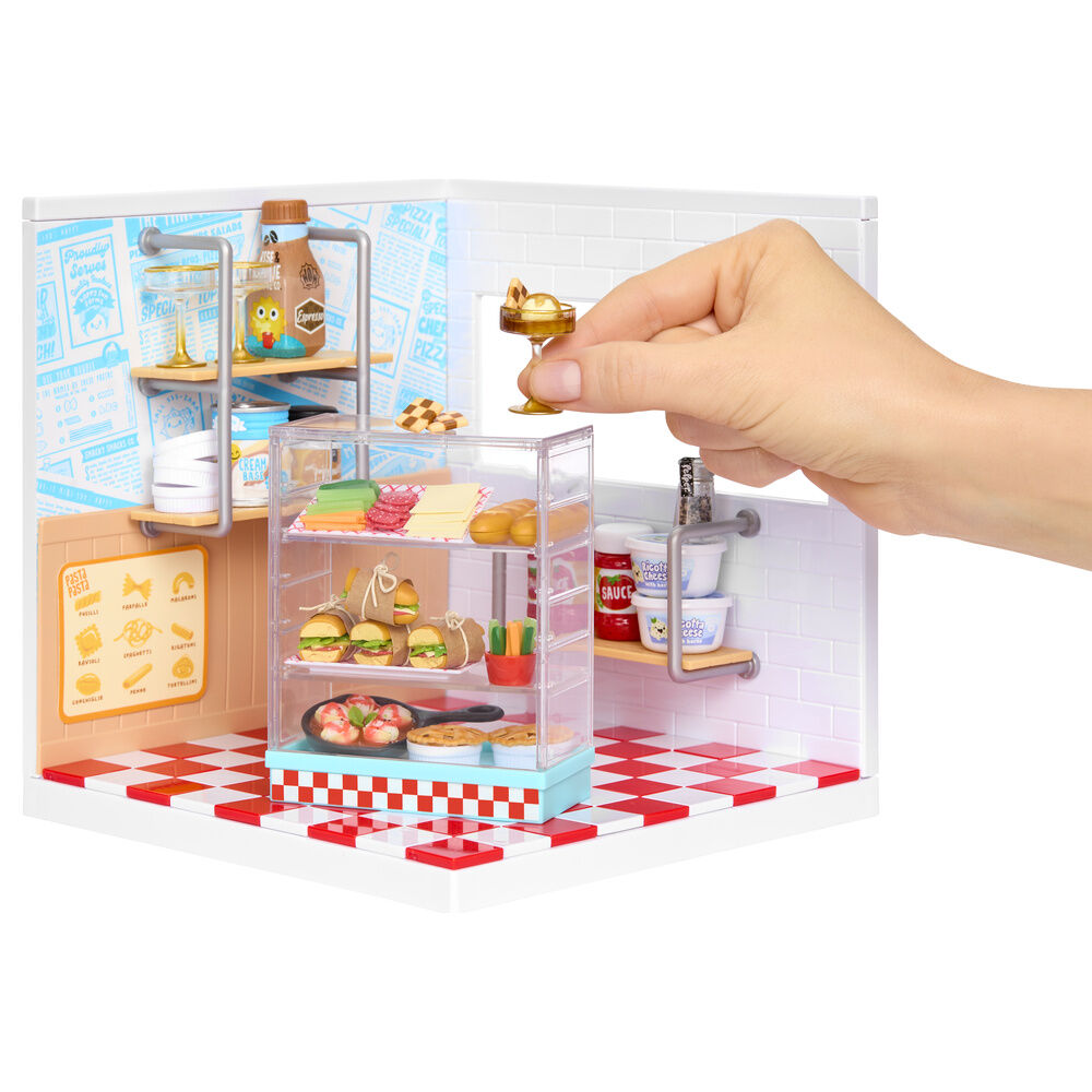 Miniverse Make It Mini Spaces Pizzeria playset Nerdscape