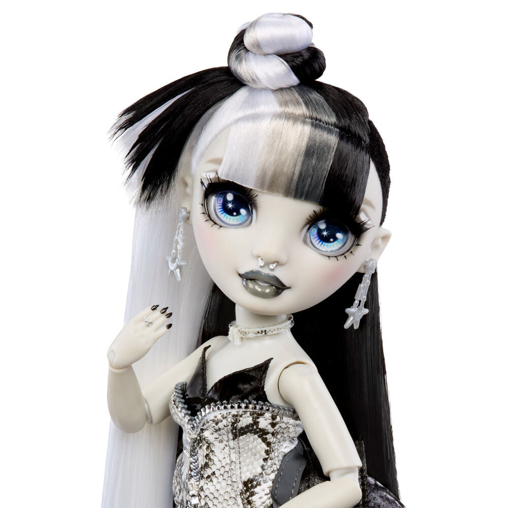 Shadow High Collector Doll Heather Greyson doll Nerdscape