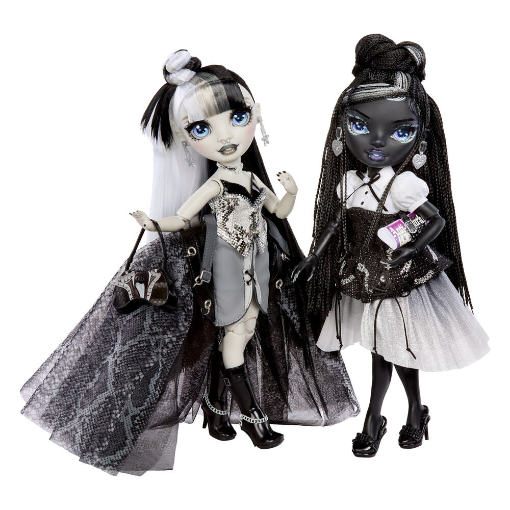 Shadow High Collector Doll Shanelle Onyx doll Nerdscape