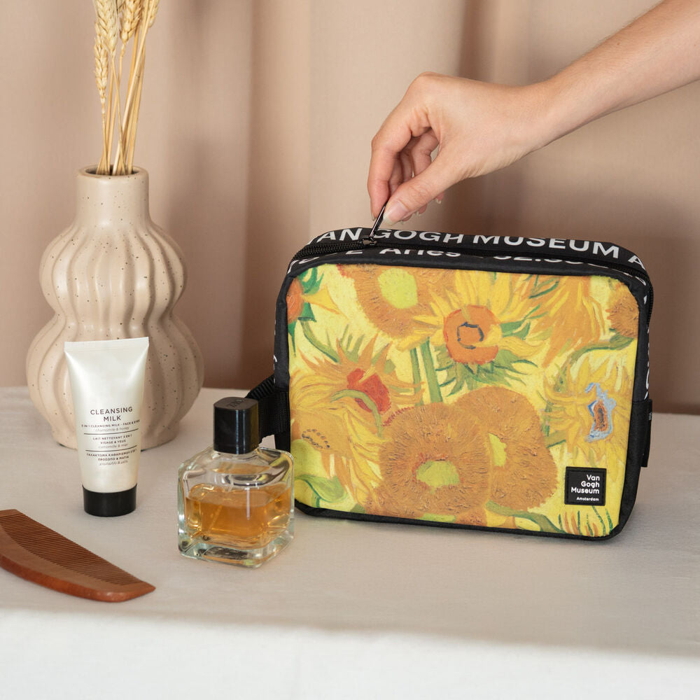 Van Gogh Museum vanity case Nerdscape