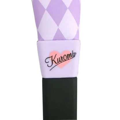 Manico gadget Kuromi con motivo a rombi viola, cuore rosa e logo, accessorio Nerdscape