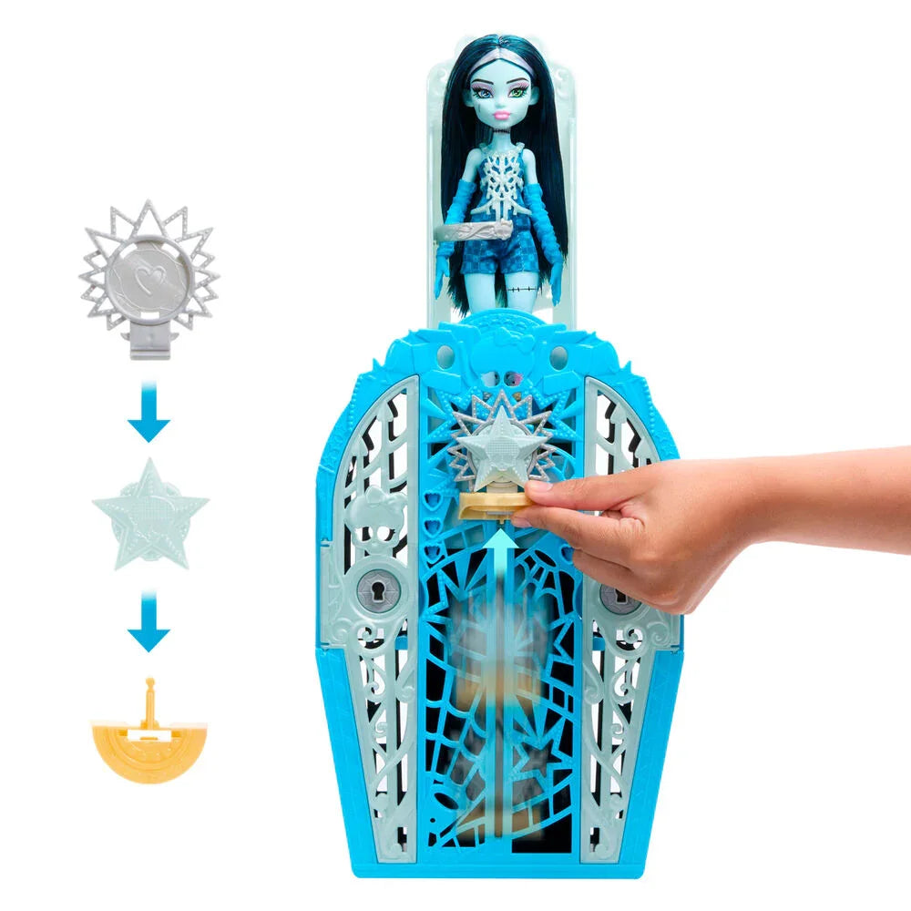 Monster High Skulltimate Secrets Hauntlywood Mysteries Frankie doll Nerdscape