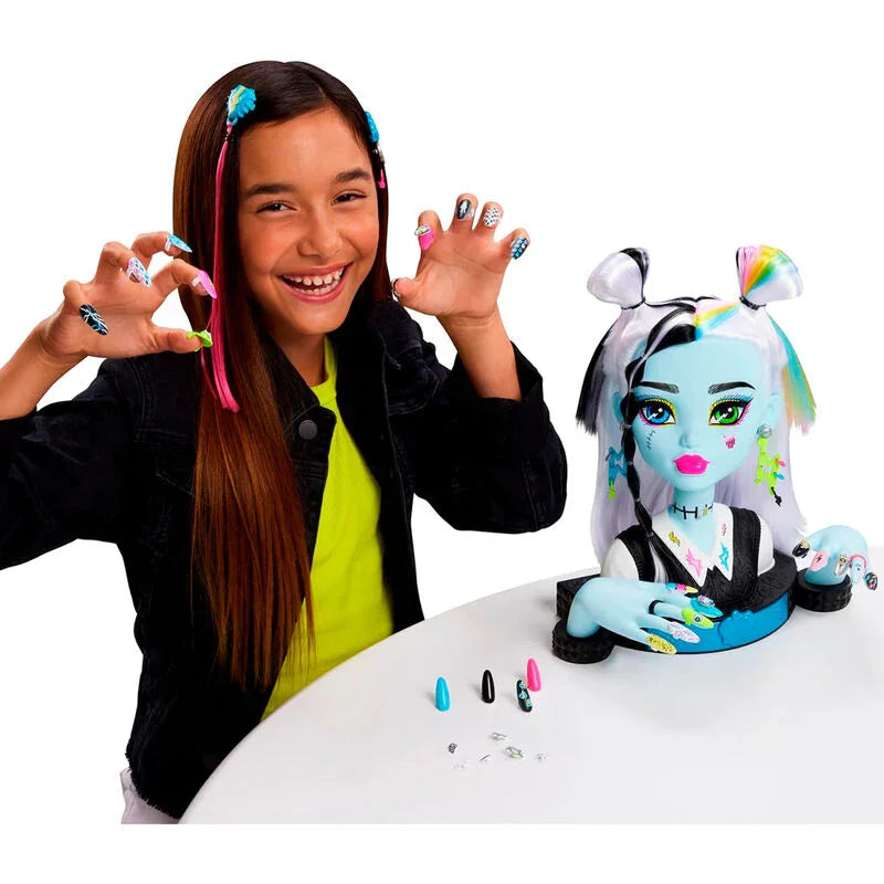 Monster High Frankie Styling Head Doll Nerdscape