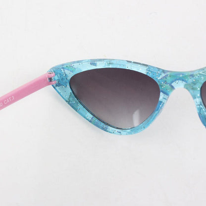 Hello Kitty beauty set + sunglasses Nerdscape