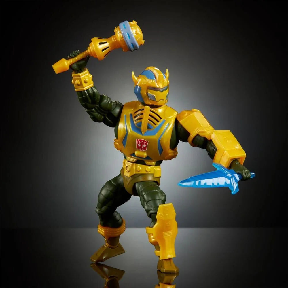 Masters of the Universe x Transformers Bumblebee Armor Man-At-Arms figure 14cm Nerdscape
