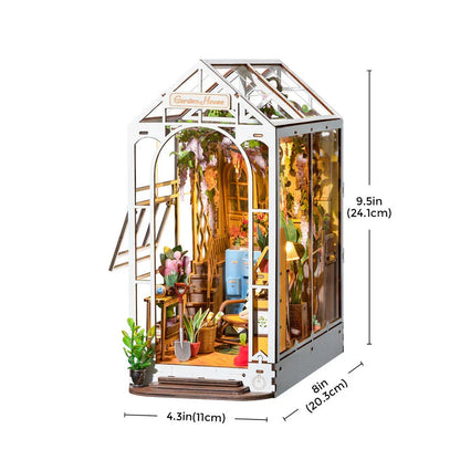 Flower House Bookend model 240pcs Nerdscape