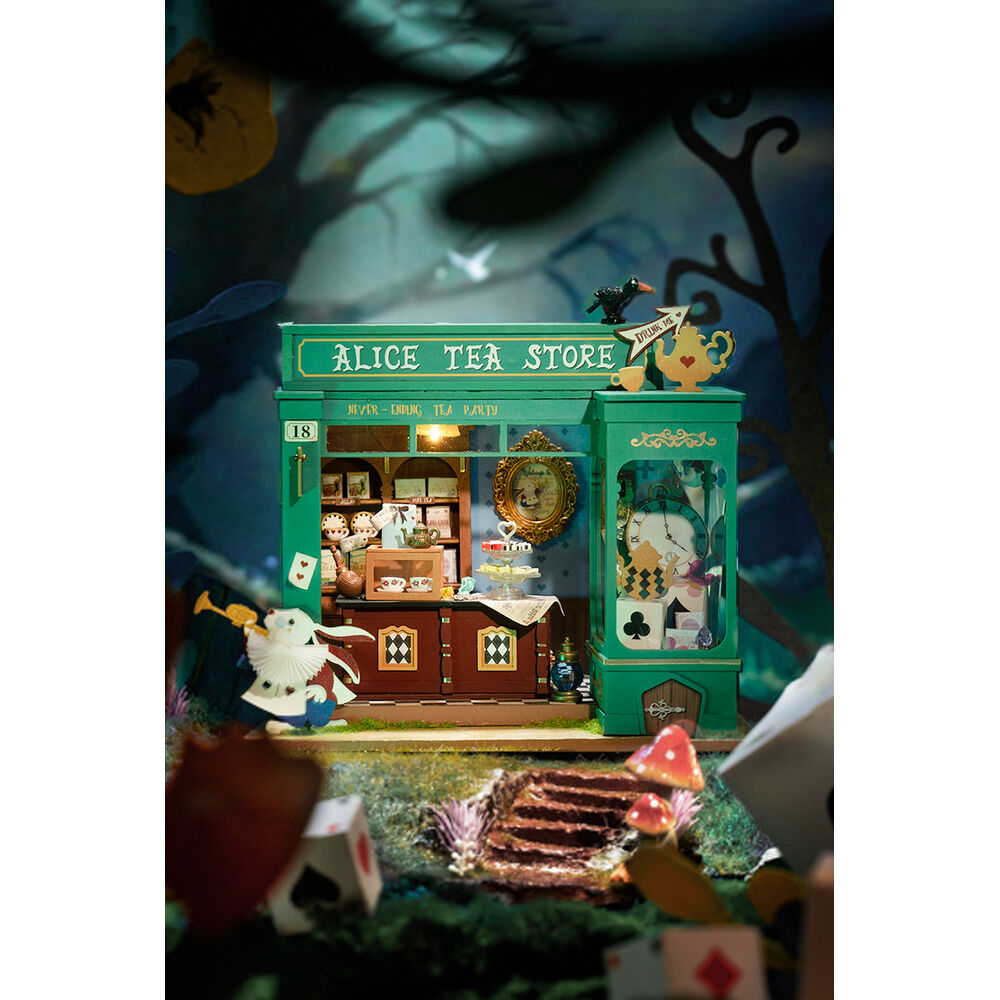 Alice's Tea Store model 136pcs